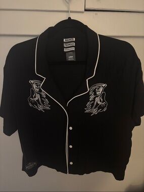 Broken Promises Black Short-Sleeve Button-Down Shirt with White Trim